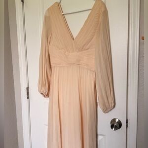 Boohoo Elegant Cream Long Sleeve Dress